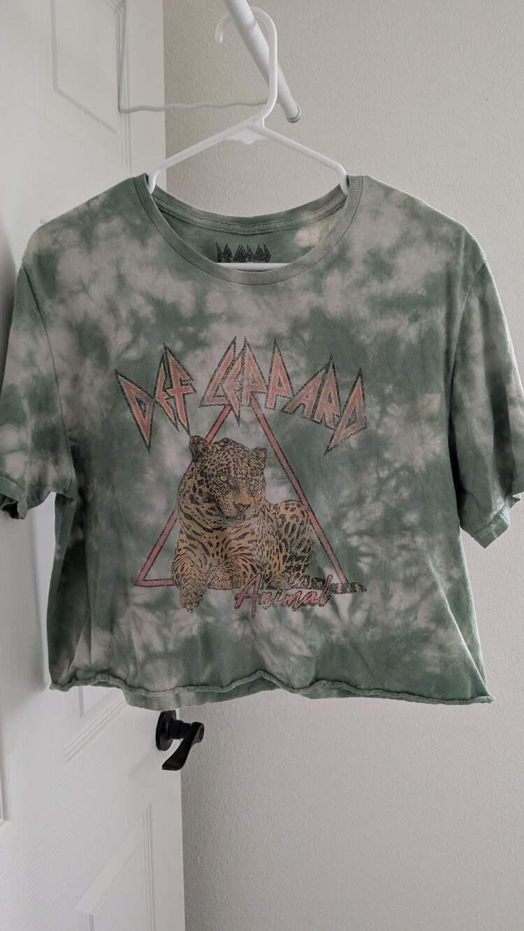 Def Leppard Animal Graphic Tie Dye Crop T-Shirt Size M/L Green
